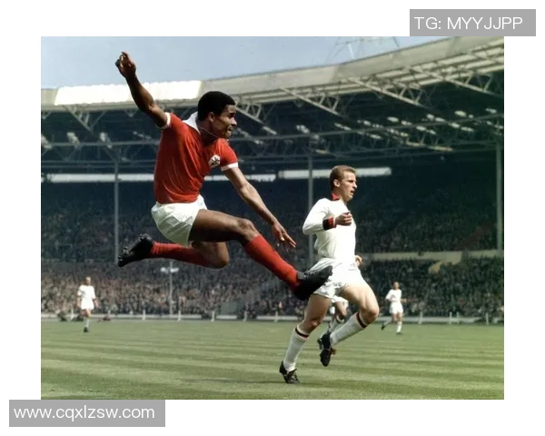 全球足球巨星现状解析各国明星球员排名与表现对比